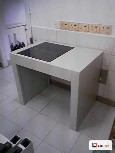 Anti-Vibration Tables built and installed by Lab-Tech — site photo 2