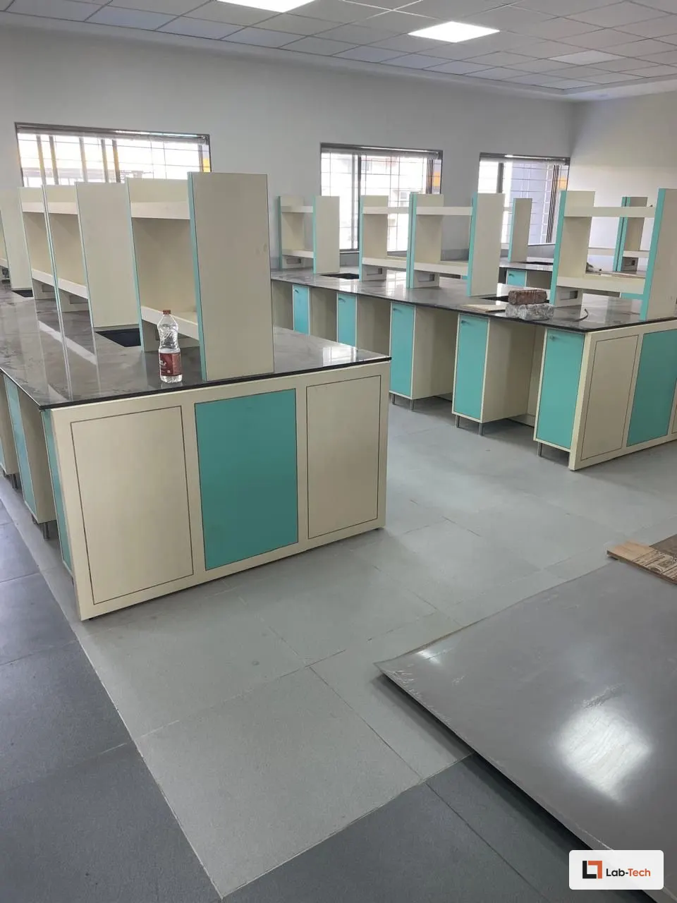 Educational Work Benches built and installed by Lab-Tech — site photo 8