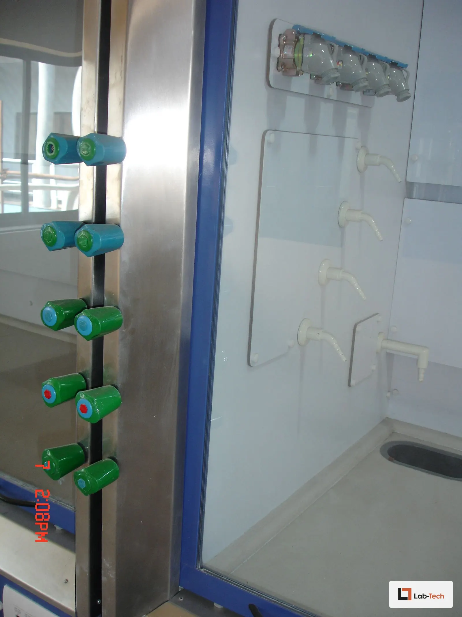 Fume Hoods built and installed by Lab-Tech — site photo 7